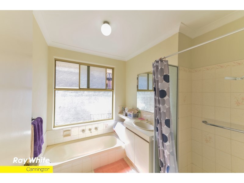 3/25 Civic Gardens, Cannington WA 6107