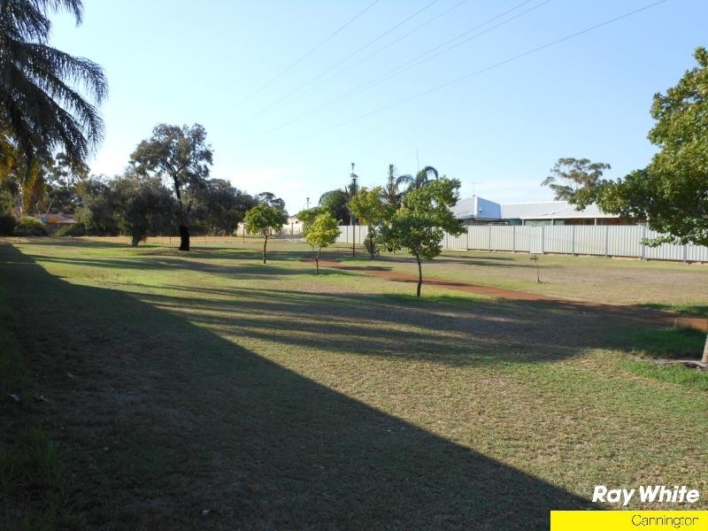 40 Blenny Close, Cannington WA 6107