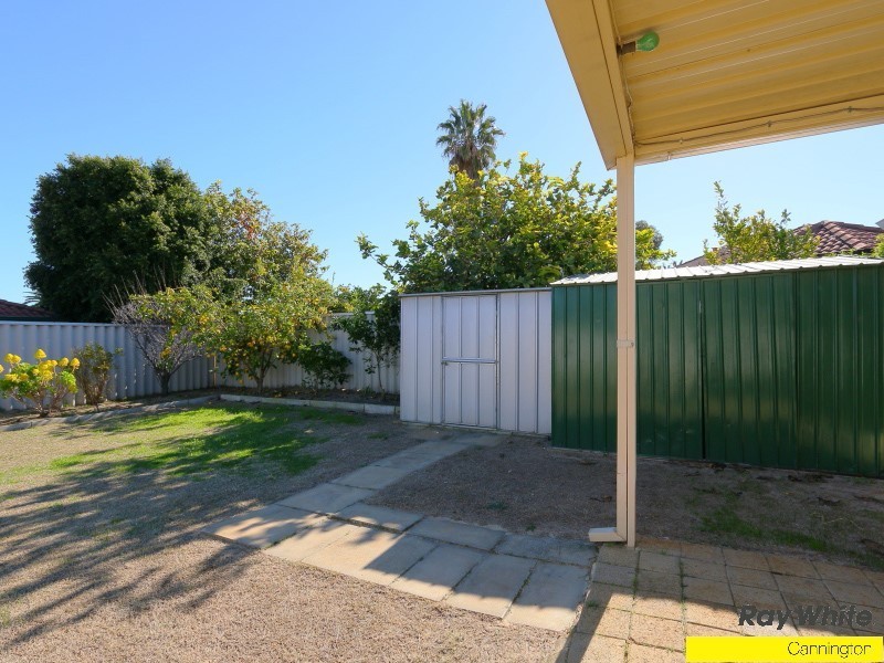19 Lansing Street, Queens Park WA 6107