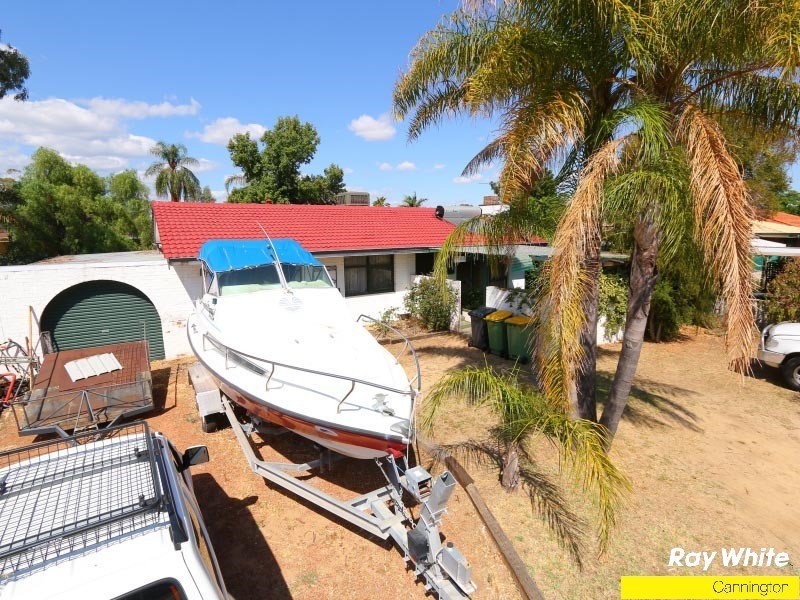 17 Faversham Street, Beckenham WA 6107