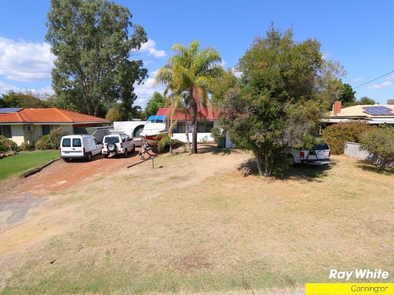 17 Faversham Street, Beckenham WA 6107