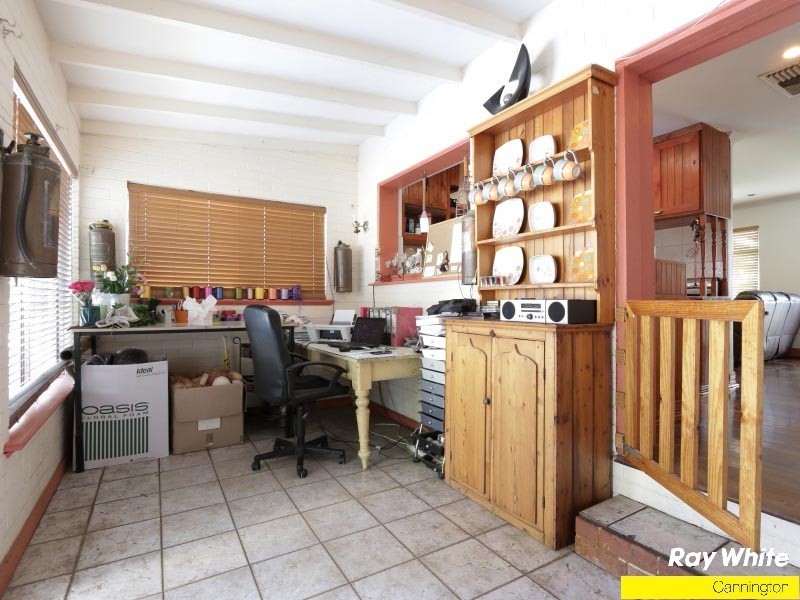 17 Faversham Street, Beckenham WA 6107