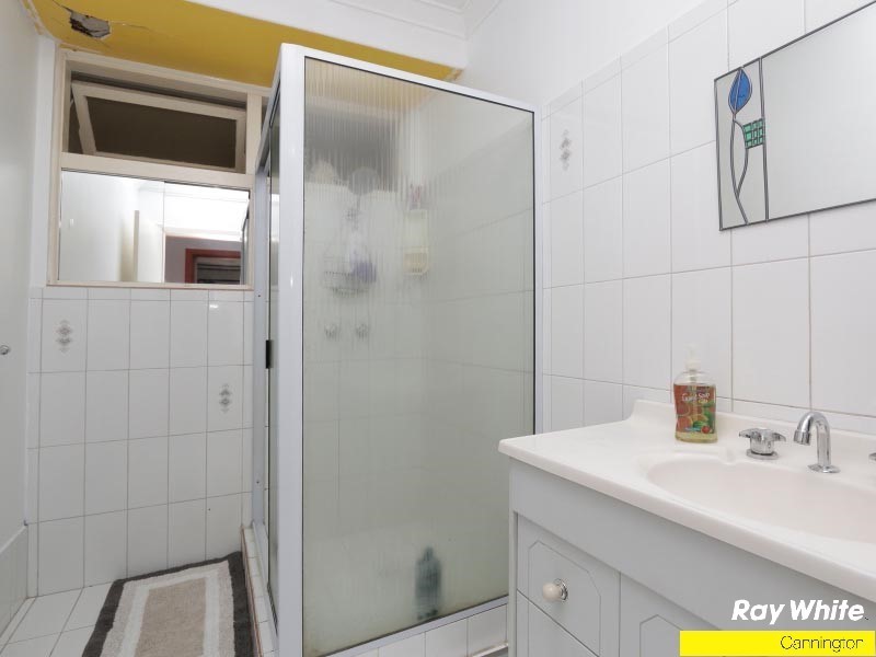 17 Faversham Street, Beckenham WA 6107