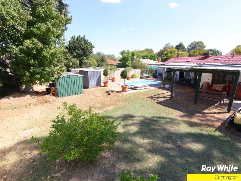 17 Faversham Street, Beckenham WA 6107