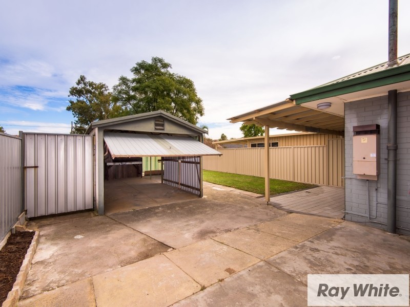 15 Letsom Way, Langford WA 6147