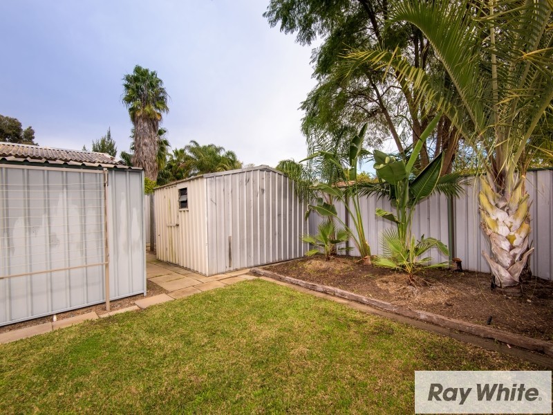 15 Letsom Way, Langford WA 6147