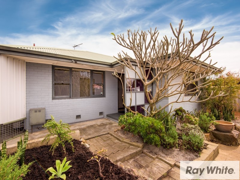 15 Letsom Way, Langford WA 6147