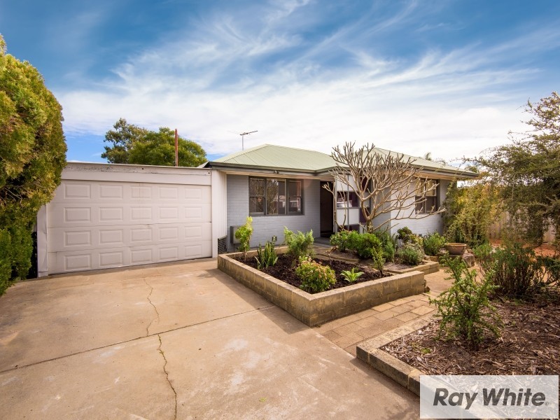 15 Letsom Way, Langford WA 6147