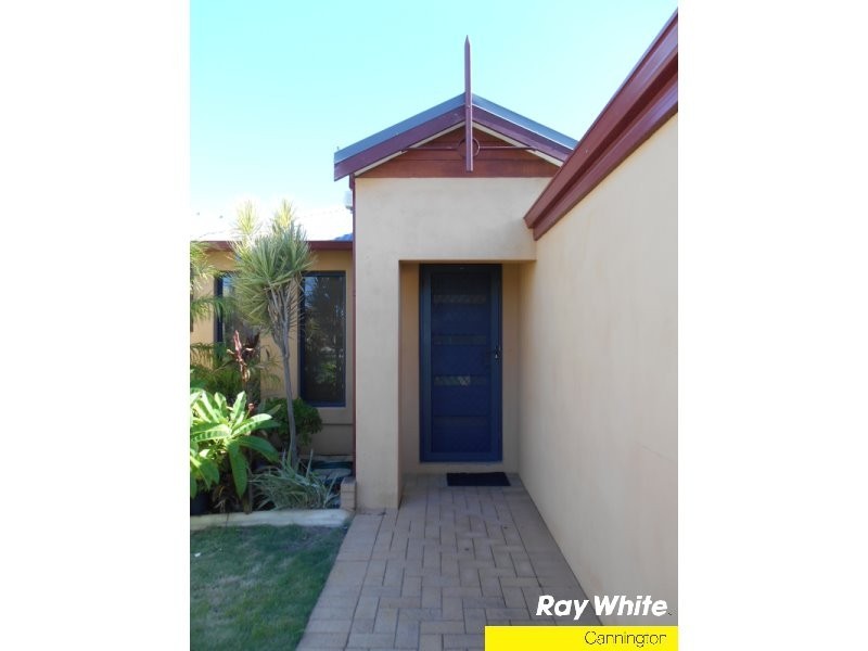 63 Cross Street, Queens Park WA 6107