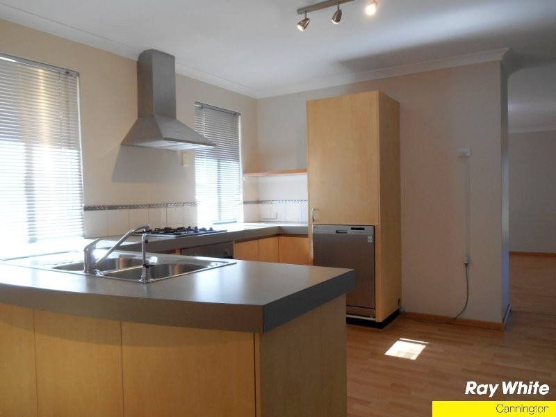 63 Cross Street, Queens Park WA 6107