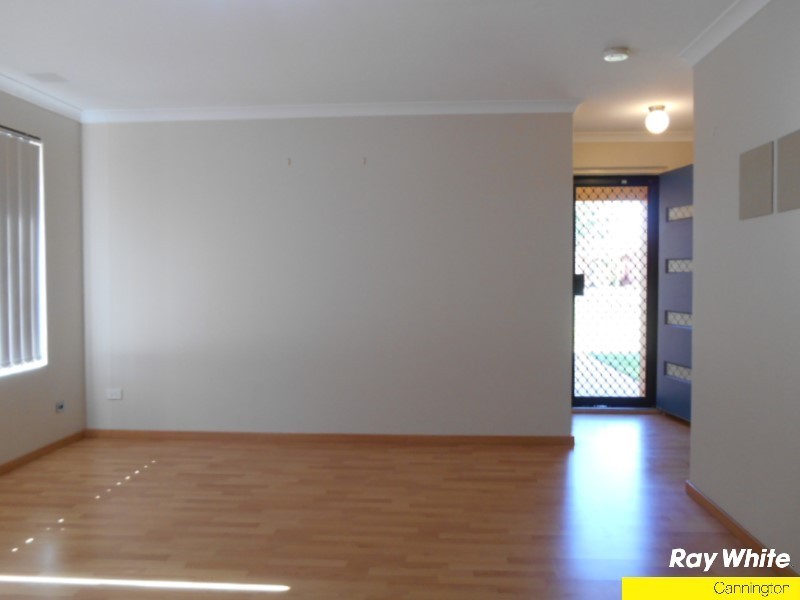 63 Cross Street, Queens Park WA 6107