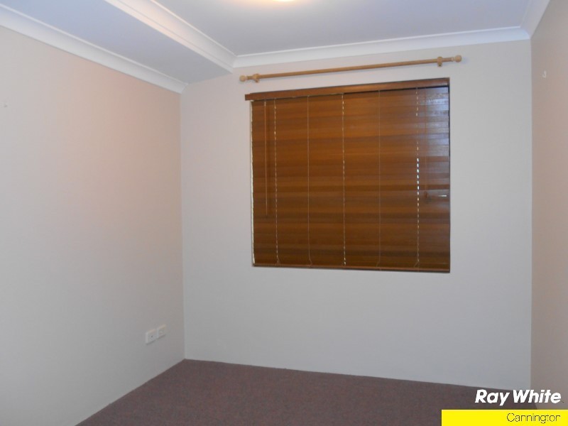 63 Cross Street, Queens Park WA 6107