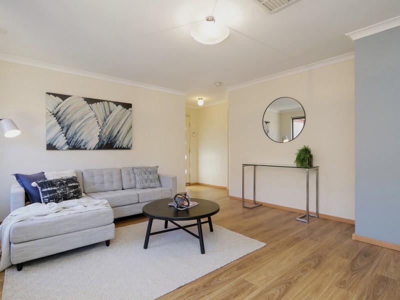 63 Cross Street, Queens Park WA 6107