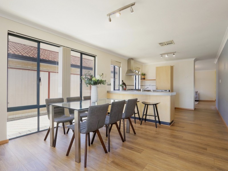 63 Cross Street, Queens Park WA 6107