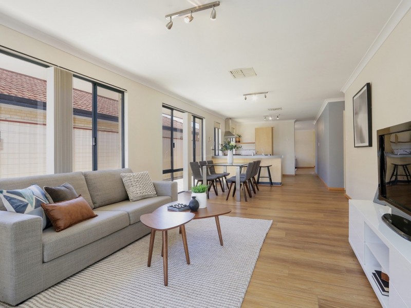 63 Cross Street, Queens Park WA 6107