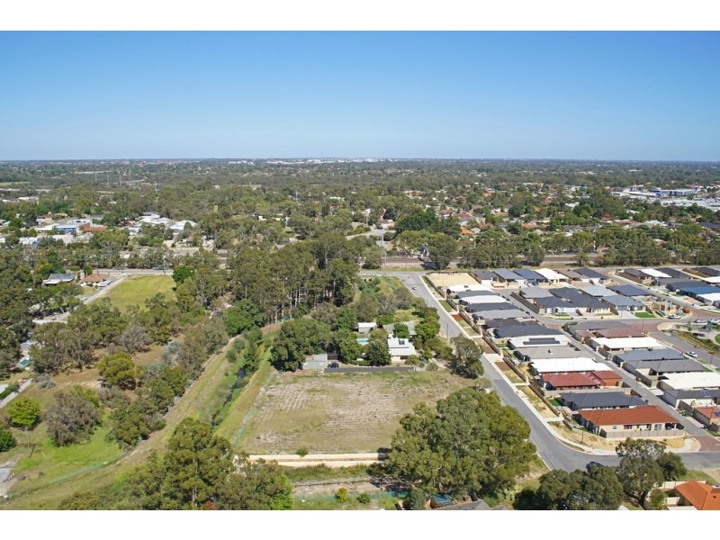 15 Sydenham Street, Beckenham WA 6107