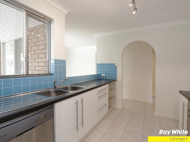 21 Hibiscus Rd, Maddington WA 6109