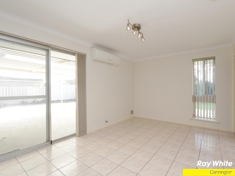 21 Hibiscus Rd, Maddington WA 6109