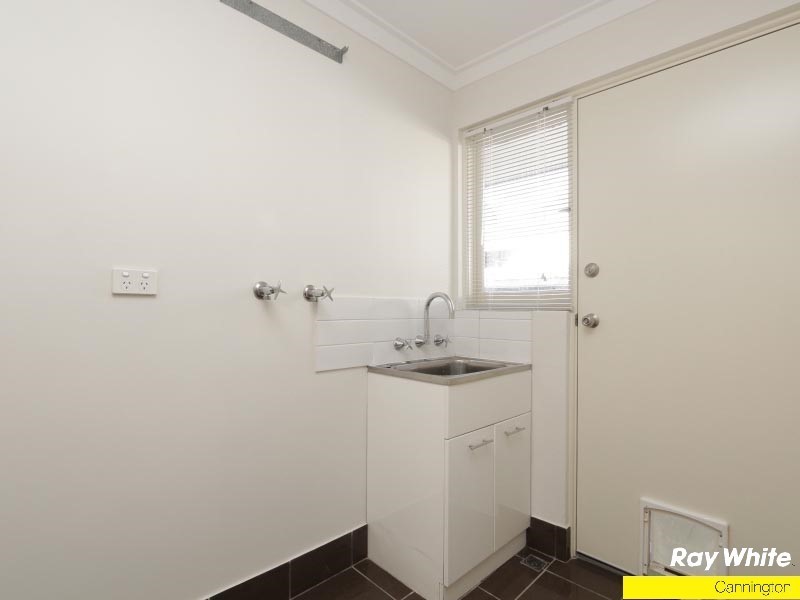 21 Hibiscus Rd, Maddington WA 6109