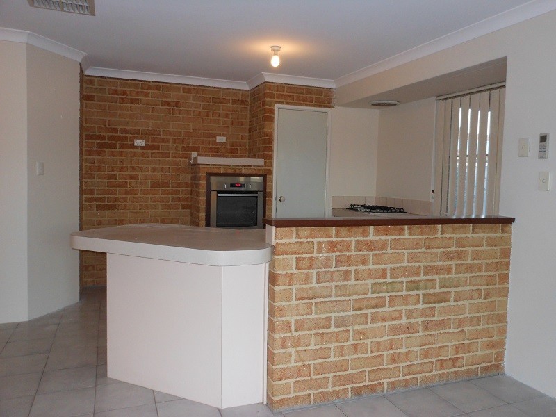 19B Barnsby Place, Beckenham WA 6107