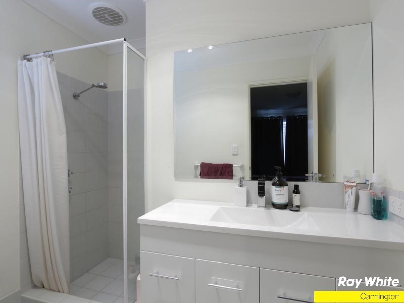 6/38 Camberwell St, Beckenham WA 6107