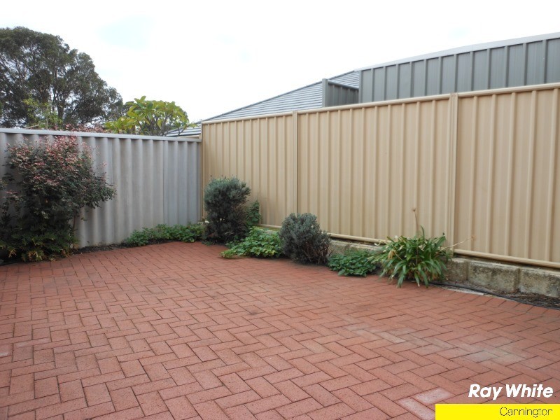 9/14 Stephen Street, Queens Park WA 6107