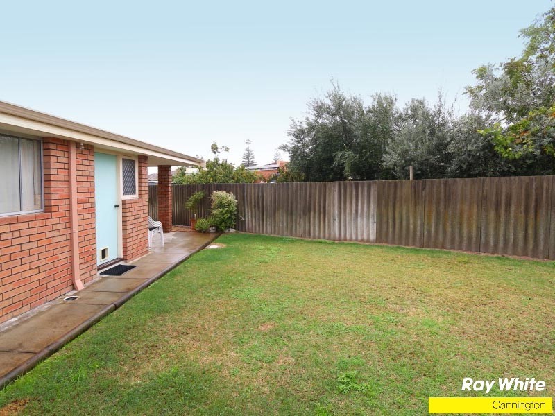 27 Dealy Close, Cannington WA 6107