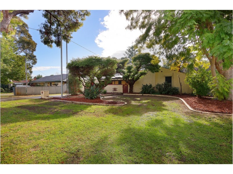 10 Norman Street, Gosnells WA 6110