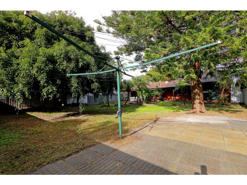 10 Norman Street, Gosnells WA 6110