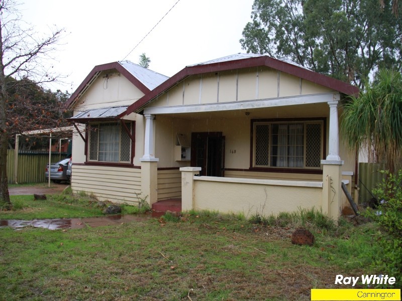 168 Railway Parade, Queens Park WA 6107