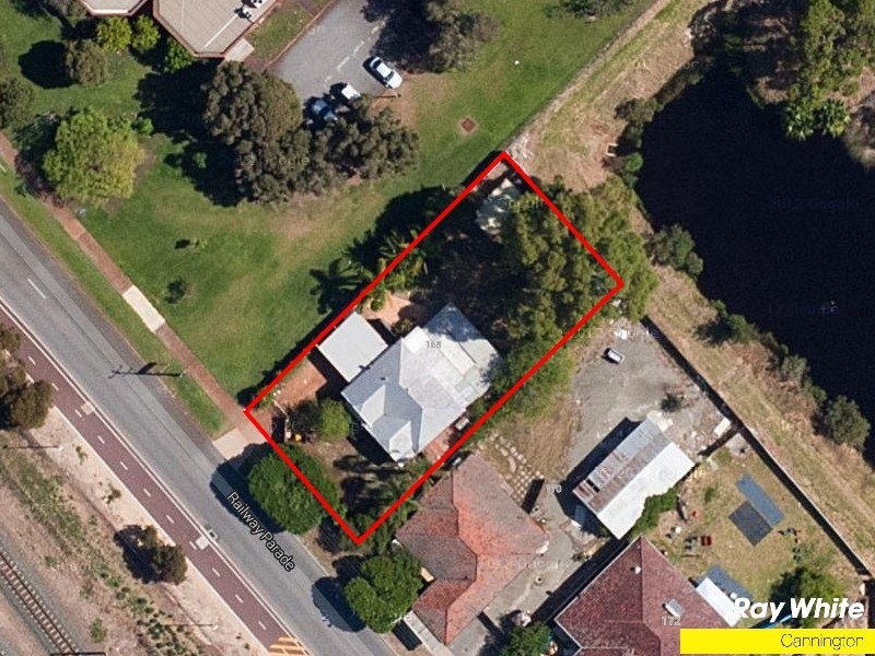 168 Railway Parade, Queens Park WA 6107