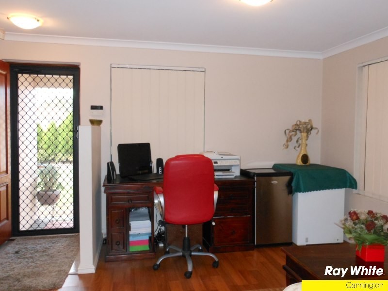 20 Richards Place, Cannington WA 6107