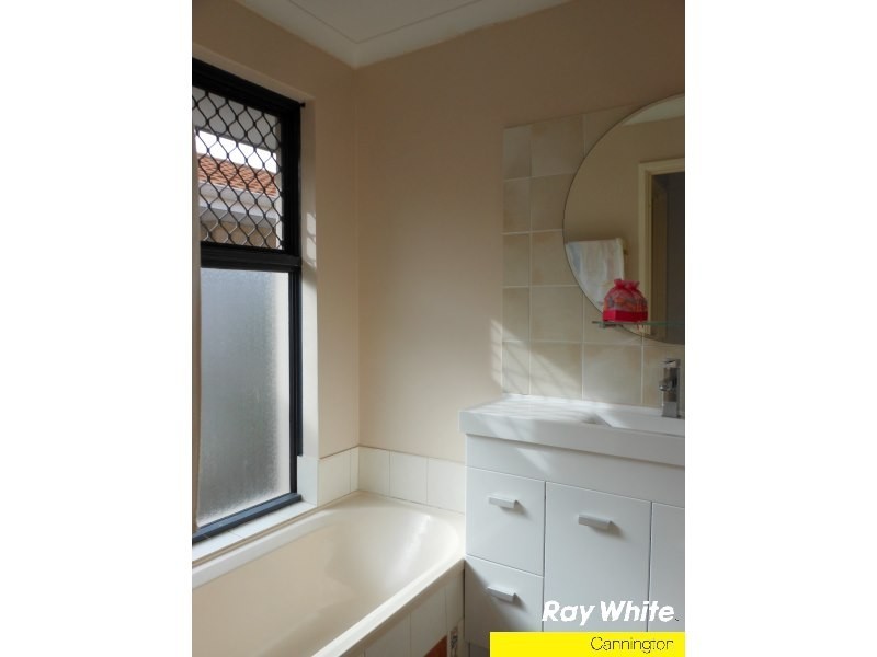 20 Richards Place, Cannington WA 6107