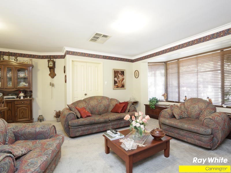 61 Bywater Way, Wilson WA 6107
