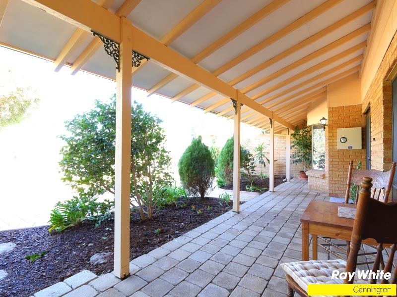 61 Bywater Way, Wilson WA 6107