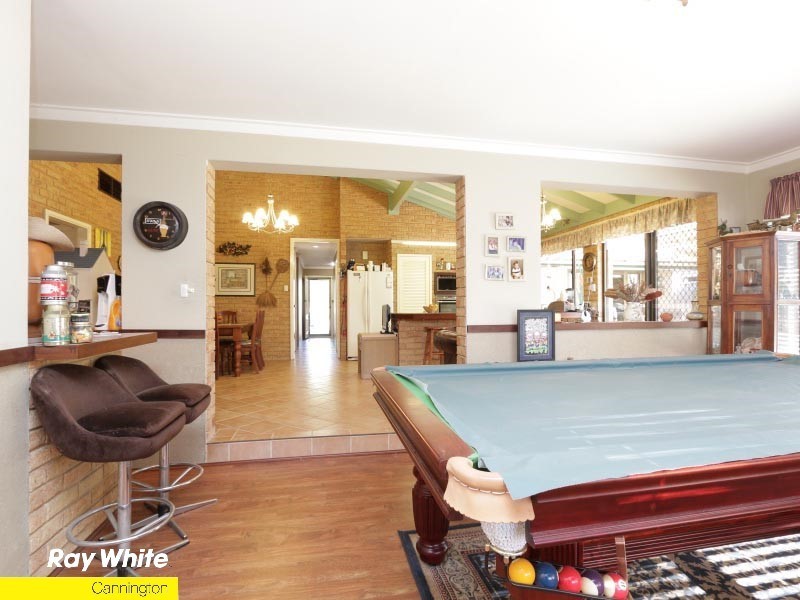 61 Bywater Way, Wilson WA 6107