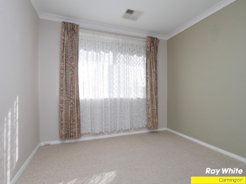 6 Legge Place, Beckenham WA 6107