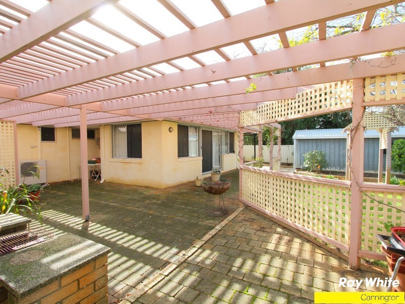 6 Legge Place, Beckenham WA 6107
