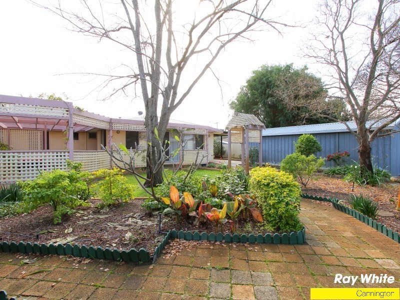 6 Legge Place, Beckenham WA 6107