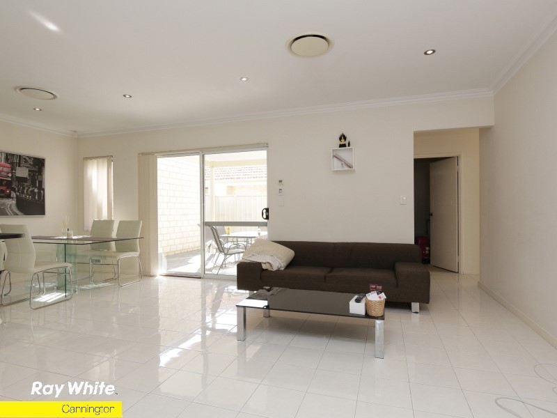 3/72 Station Street, Cannington WA 6107