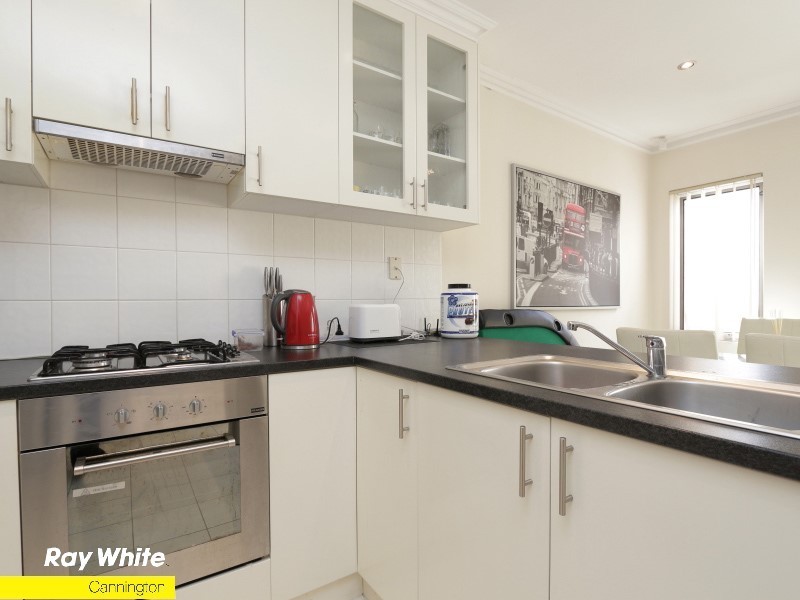 3/72 Station Street, Cannington WA 6107