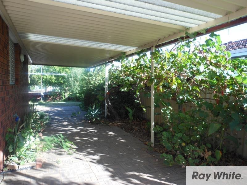 1/33 Leach Highway, Wilson WA 6107