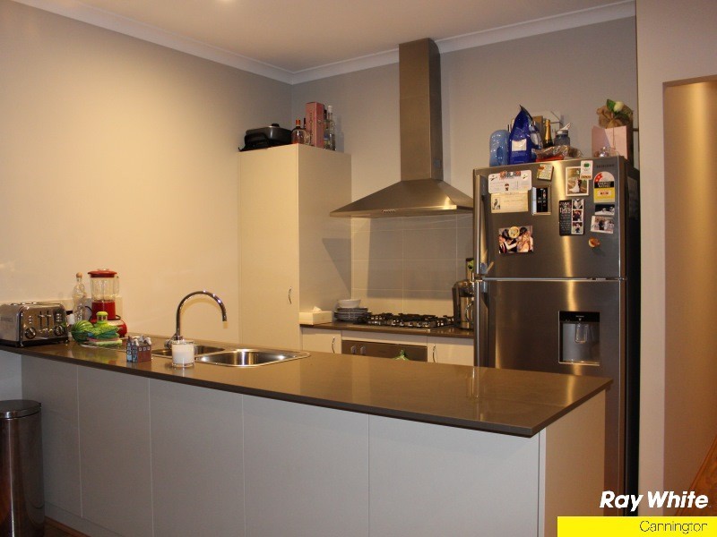 12 Boas Lane, Piara Waters WA 6112