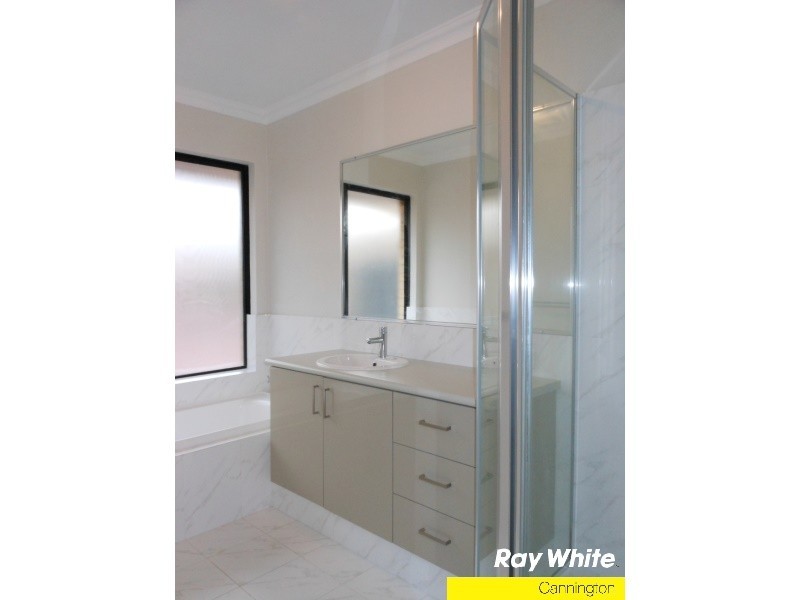 1/121 Gibbs Street, East Cannington WA 6107