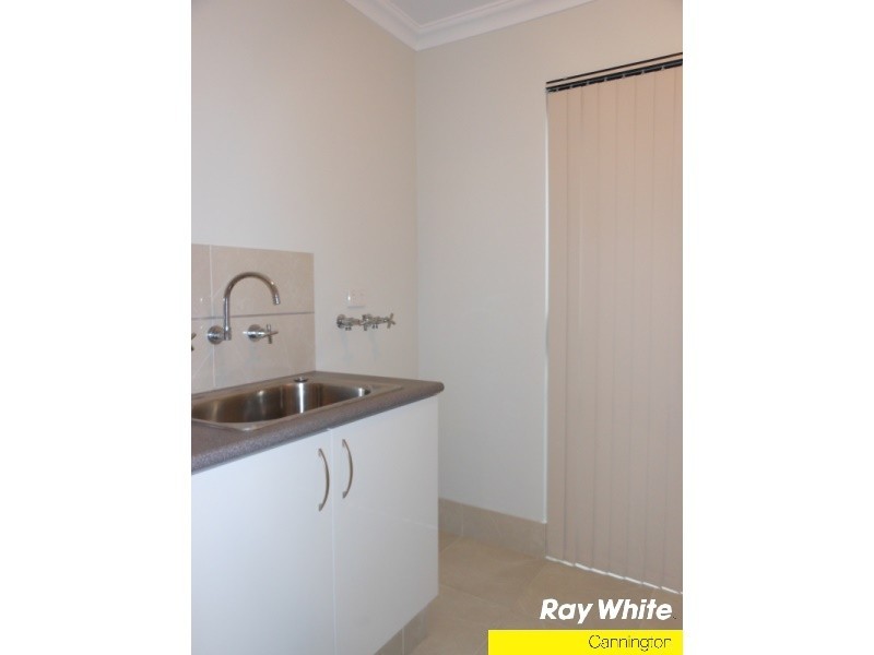 1/121 Gibbs Street, East Cannington WA 6107