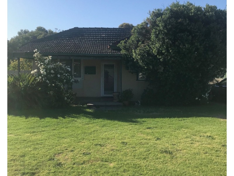 84 Crawford Street, East Cannington WA 6107