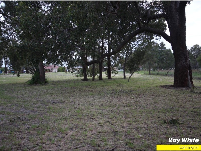 67 Luyer Avenue, East Cannington WA 6107