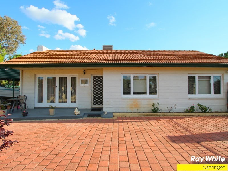 10 Herndon Close, Cannington WA 6107