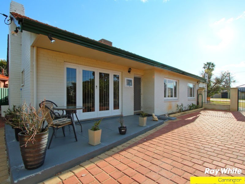 10 Herndon Close, Cannington WA 6107