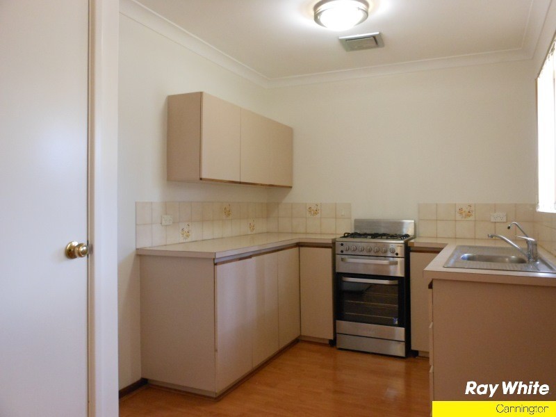 10/9-11 Mallard Way, Cannington WA 6107